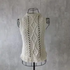 Item thumbnail for item 0e566cfb-c67a-4026-bbe4-19b4c46a8522