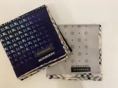【新品】BURBERRY ハンカチ 2枚セット　シール付き
