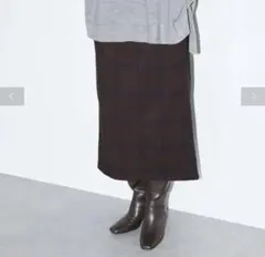 チェックタイトスカート