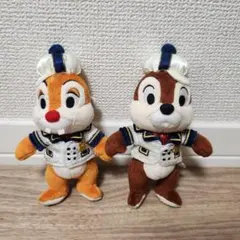 ディズニー　クリスマス　イッツクリスマスタイム　チップとデール　ぬいぐるみバッジ