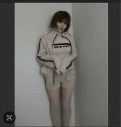 Item thumbnail for item b3f02829-3a96-4ecc-84bb-14a722c3992c