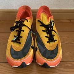 ランニングシューズ