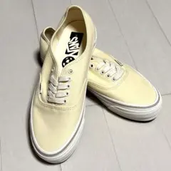 未使用品 VANS オーセンティック￼ クリーム色 スニーカー 27.5cm