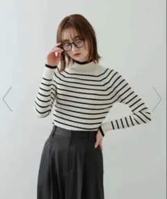 センスオブプレイスバイ　アーバンリサーチ　ストレッチラブハイネックセーター