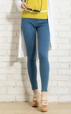 Item thumbnail for item a9c55211-c638-4cc6-ae01-1629523e22df