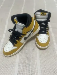 Nike Air Jordan 1 High OG スニーカーのサムネイル