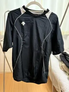 DESCENTE 半袖ウォームアップウェア 黒