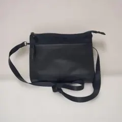 Vittoriniレザー ショルダーバッグ ネイビー - メルカリ