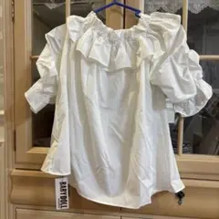 フリル付きオフショルダーシャツ M ホワイト
