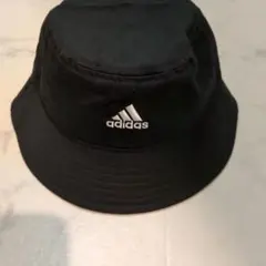 adidas 黒 バケットハット