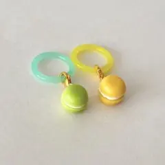 スイーツチャーム　マカロン　春色　ハンドメイド　レジン　めじるしマーカー