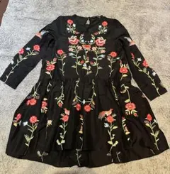 zara 花柄刺繍ワンピース　XS ブラック