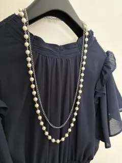 Item thumbnail for item 25c00682-5488-4383-af80-a4e7e702f3a5