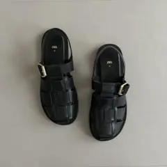 ZARA ザラ グルカサンダル レザー風 ブラック ゴールド 38