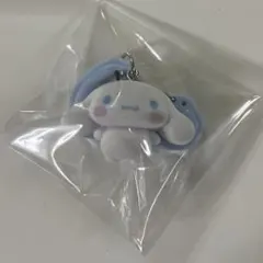 サンリオキャラクターズ　カラフルカラビナ　マスコットチャームシナモロール