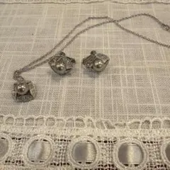 ヴァンドームブティック　①ネックレス＆イヤリング