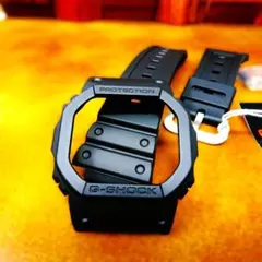 新品〓ジーショック〓正規DW5600UBB-1JFベゼル＆ベルトパーツブラックのサムネイル