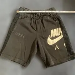 Nike 黒 ハーフパンツ 100cm