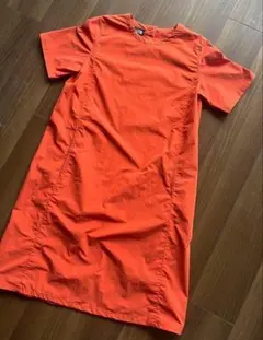 THE NORTH FACE ロールパック M オレンジワンピース　撥水　速乾のサムネイル