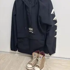激安早い物勝ち‼️VANS ハーフジップナイロンジャケット & スニーカー おまけ