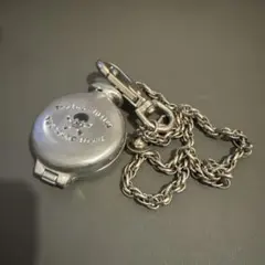 Vivienne Westwood 灰皿 スカル　ヴィヴィアン Vivienne Westwood (ヴィヴィアンウエストウッド) 携帯灰皿 チェーン