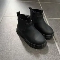 ZARAキッズ ブーツ