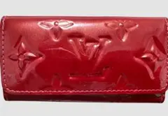 Item thumbnail for item 4245a6c1-564e-4bcf-898f-16645a8de4b1