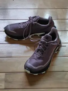 Salomon スニーカー GORE-TEX クイックレース グレー - メルカリ