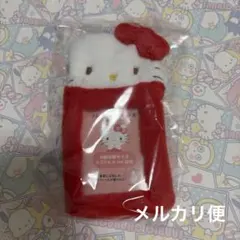 サンリオ　ボア生地トレーディングカードホルダー　ハローキティ　ボアトレカケースのサムネイル