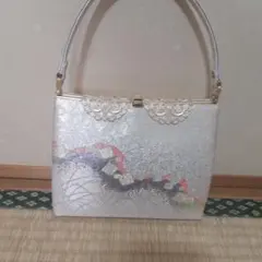 ゴールド 花柄 和装ハンドバッグ　古い物金具に変色あり。