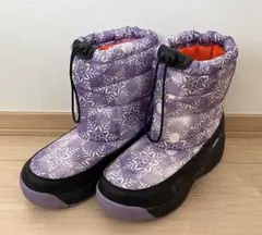 22.0cm スノーブーツ　雪の結晶柄 パープル