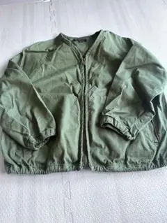 マーキーズ アウター 薄手 カーキ