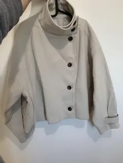 【早い者勝ち❗️】ベージュ ハイネックショート丈コート