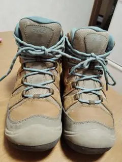 KEEN レディース登山靴 ミッドカット