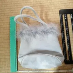 グレー フェイク ファー付き ハンドバッグ