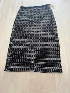 DKNY ひざ丈スカート チェック柄 100%ウールのサムネイル