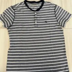 アバクロ　Tシャツ