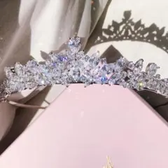 Just MarriedキュービックジルコニアティアラH-96