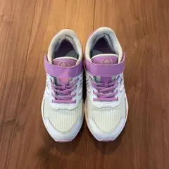 ニューバランス HANZO v 20センチ