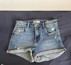 ZARA TRF デニムショートパンツ