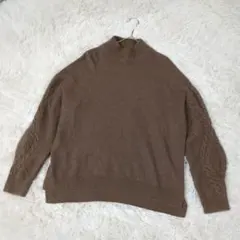 GALLARDAGALANTE 　ブラウンハイネックニット　アンゴラ混