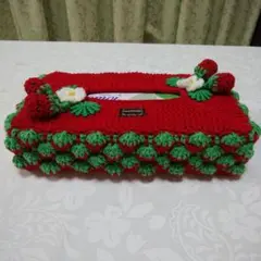 ストロベリー柄のかぎ針編みティッシュボックスカバー