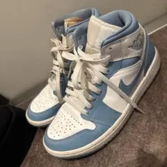 Nike Air Jordan 1 Mid University Blue