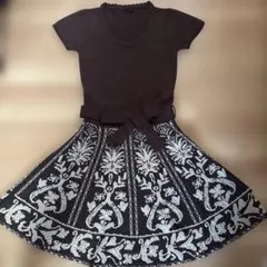 MAITRESSE 半袖ひざ丈ワンピース ブラウン/ブラック