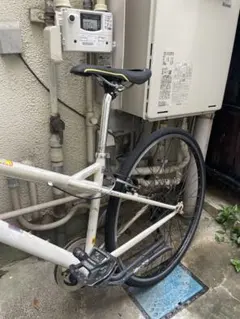 東京都北区　引取り歓迎　ホワイト　700×32c シティサイクルのサムネイル