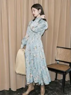 リリーブラウン　花柄 ロングワンピース 長袖