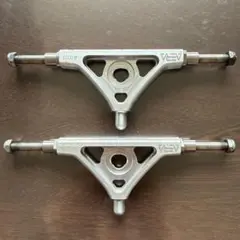 AERA Trucks P2 ハンガー 110mm +14mmアクスル仕様のサムネイル