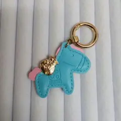 PRADAプラダ キーホルダー チャーム ホースシュー ハート ピンク