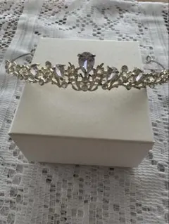 シルバークリスタルティアラ