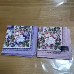 MARIO VALENTINO 花柄ハンカチ2枚セット　未使用